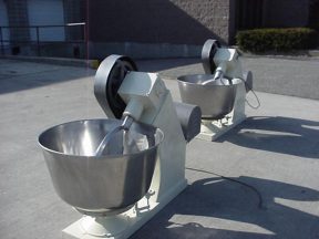 100 QT. SS BOWL MIXER, INCLINED BEATER