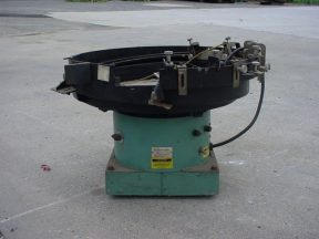 FMC "SYNTRON"" 22"" DIAMETER BOWL FEEDER"