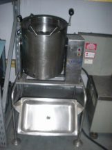 20 QT. ELECTRIC JACKETED TILT KETTLE