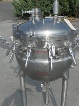 30 GALLON HAMILTON SS JACKETED VACUUM KETTLE