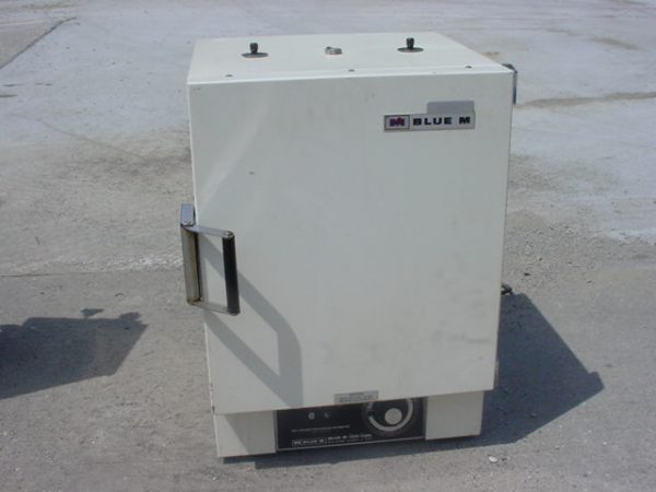 BLUE M TABLETOP ELECTRIC OVEN, MODEL 100A