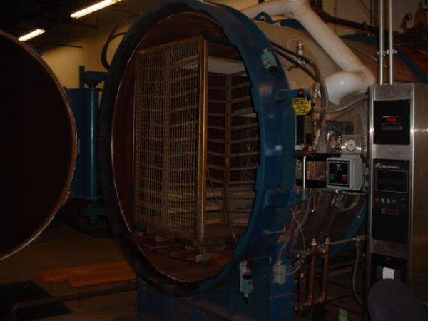 HORIZONTAL STEAM STERILIZER SYSTEM 72" DIAMETER BY 185" DEEP