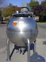 200 GALLON GROEN INA INCLINED AGITATED KETTLE, 100 PSI JACKET