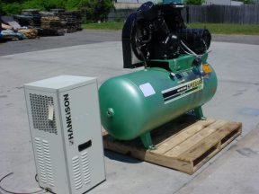 SPEEDAIRE 15 HP TANK MOUNTED AIR COMPRESSOR W /DRYER