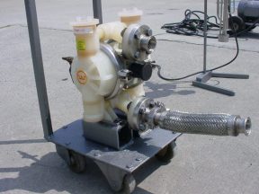 WILDEN 1" AIR OPERATED DOUBLE DIAPHRAGM PUMP, PORTABLE