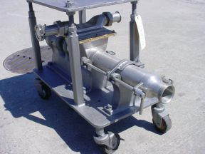 MOYNO HOPPER FED SANITARY PUMP, NO MOTOR