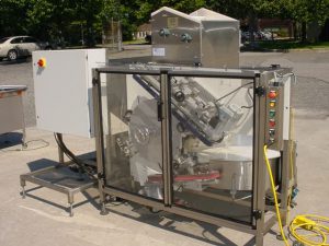 NEW ENGLAND MACHINERY NEHHLPE-36 PLASTIC BOTTLE UNSCRAMBLER