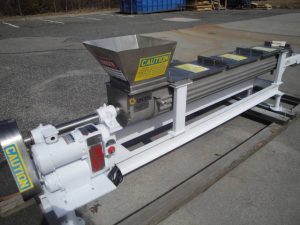 GROEN 9" DIAMETER STAINLESS JACKETED CONTINUOUS SCREW BLENDER/COOKER/COATER