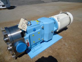 WAUKESHA 130 STAINLESS POSITIVE DISPLACEMENT PUMP, 5 HP