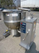 40 GALLON GROEN STAINLESS STEEL SELF-CONTAINED GAS-FIRED KETTLE