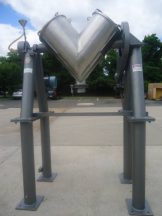 5 CU.FT. PATTERSON KELLEY STAINLESS STEEL "V" LIQUID-SOLIDS BLENDER