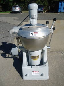 40 QT. HOBART VCM-40E CUTTER-MIXER