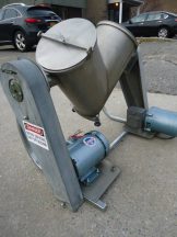 16 QT. PATTERSON KELLEY STAINLESS STEEL LIQUID/SOLIDS MIXER