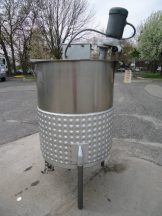 224 GALLON CHEM-TEK STAINLESS DIMPLE JACKETED MIX TANK, 50 PSI