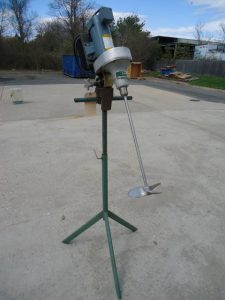 MIXMOR 1/3 HP SINGLE PHASE PORTABLE AGITATOR, VARIABLE SPEED