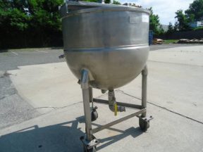 100 GALLON GROEN STAINLESS HEMISPHERICAL KETTLE, 40 PSI JACKET