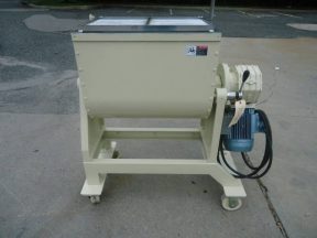 Toresani 50 Lb. Mixer, Tilt Discharge