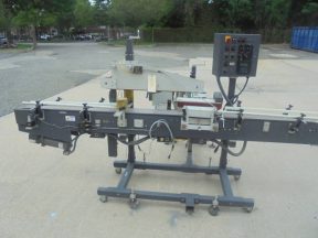 Universal SL-2000 Spot/Wrap Around Pressure Sensitive Labeler