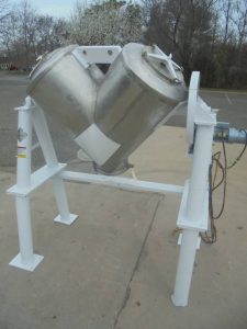 20 CU.FT. Patterson Kelley Stainless Steel "V"" Tumbling Blender, 70 LB./CF, Liquid Spray Bar