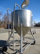 450 Gallon DCI Type 316 Stainless Steel Cone Bottom Portable Tank