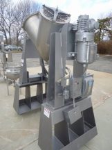3 CU.FT. PATTERSON KELLEY STAINLESS STEE "V" BLENDER