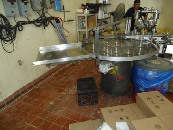 Complete Filling Line With Mateer Automatic Filler & Kaps-All Capper