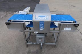 Loma 13-7/8 In. X 4-3/4 In. Conveyorized Metal Detector, Air Reject