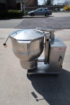 40 Gal. Groen Stainless Steel Jacketed Self-Contained Electric Tilt Kettle