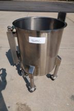 25 Gallon Stainless Steel Portable Tank, Agitator Mount