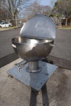 80 Gallon Groen SS Jacketed Pedestal Kettle, Shallow Design