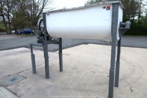 40 Cu. Ft. Stainless Double Ribbon Blender, Sectional SS Lid