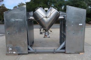 Gemco 10 Cu. Ft. Type 316L SS Twin Shell Vacuum Dryer Blender