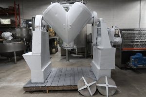 10 Cu. Ft. Patterson Kelley SS Jacketed Twin Shell Blender