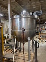 350 Gallon Groen SS Double Motion kettle, 100PSI Jacket