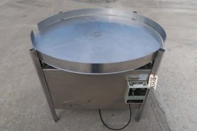 48 In. Minarik Rotary Unscrambling/Accumulating Table