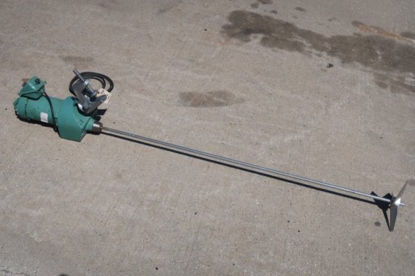 Lightnin 1/3 HP Clamp-On Portable Mixer, Variable Speed