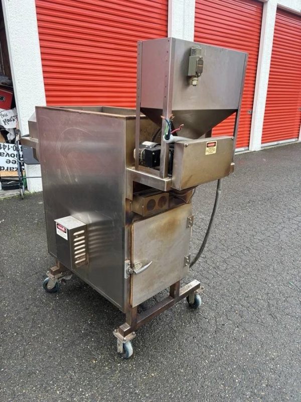 L2103 Cretors “Flo-Thru” 80-Puffer Popcorn Machine, 80 Lbs. Per Hour